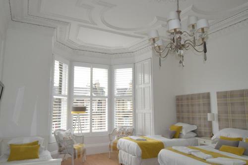 Hostal International Guest House