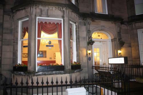 Hostal The St Valery
