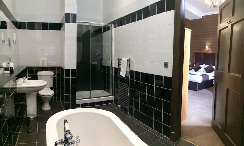Albany Ballantrae Hotel