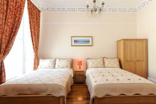Apartamentos Edinburgh City Suites
