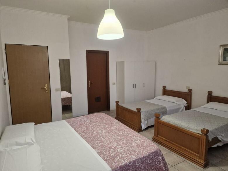 Albergue Youth Firenze 2000