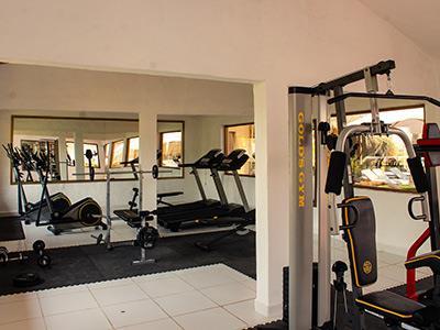 Hotel Plaza Tucanes
