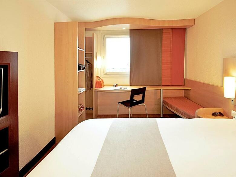 Hotel Ibis Cannes Plage La Bocca