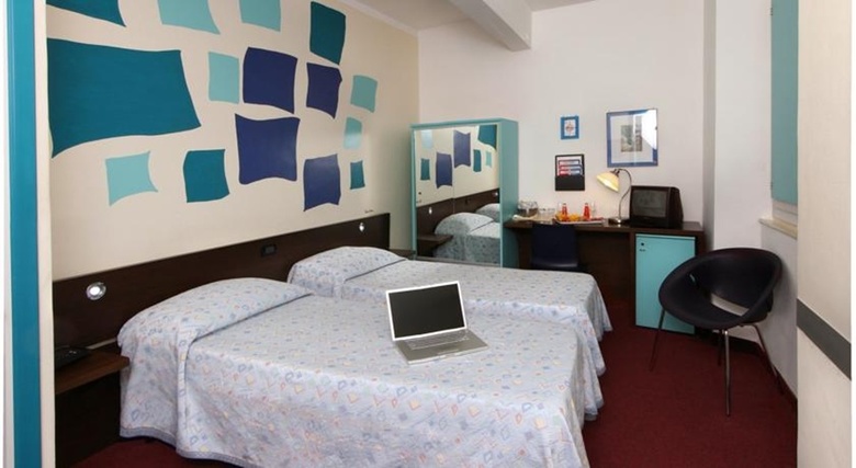 Hotel Cairoli