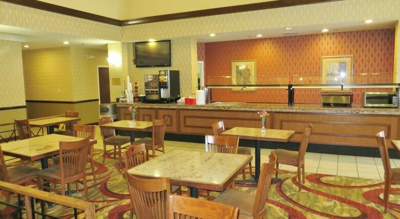 Hotel Ramada Suites Orlando Airport
