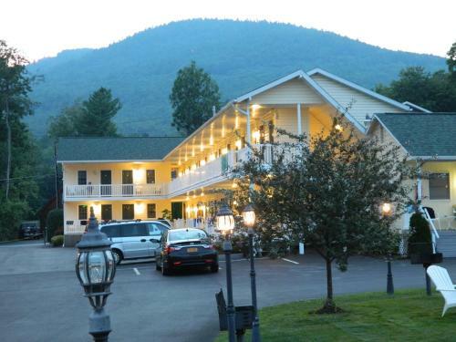 Motel The Heritage Of Lake George