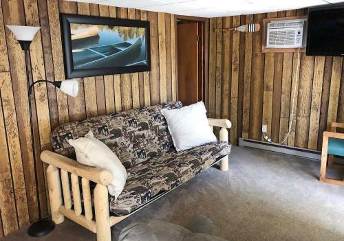 Motel Shore Meadows Lodge Llc
