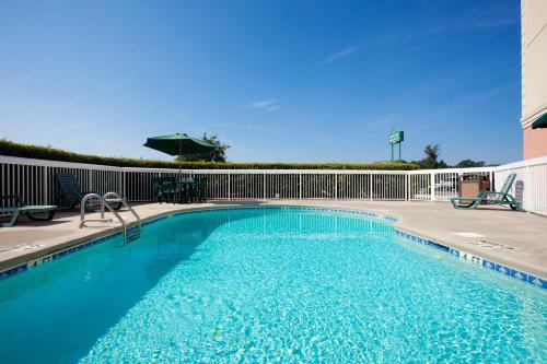 Hotel Country Inn & Suites Goldsboro