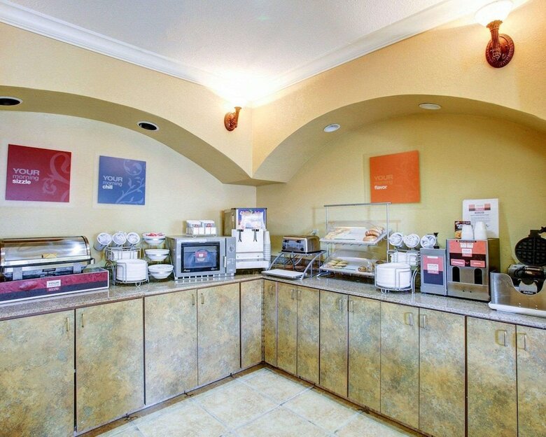 Hotel Comfort Suites Brenham