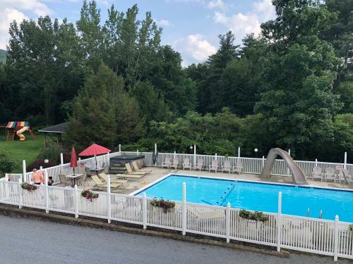 Lyn Aire Motel - Lake George