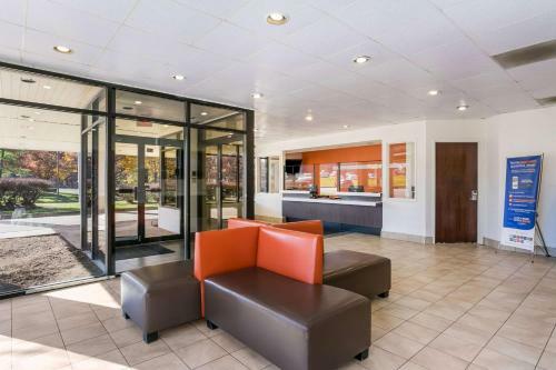 Motel 6 Baltimore Harbor South