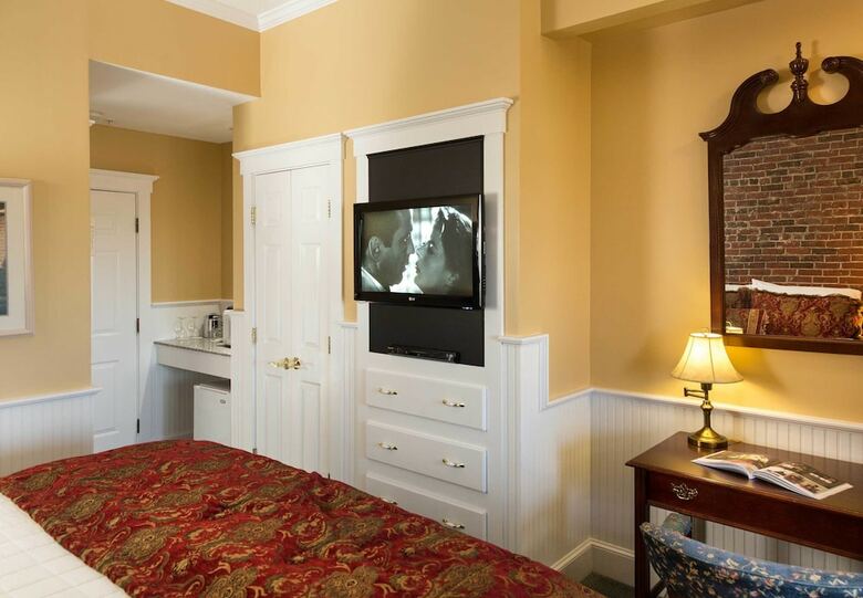 Hotel Lord Camden Inn