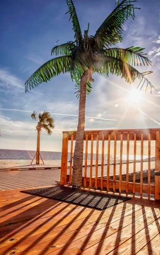South Beach Biloxi Hotel & Suites