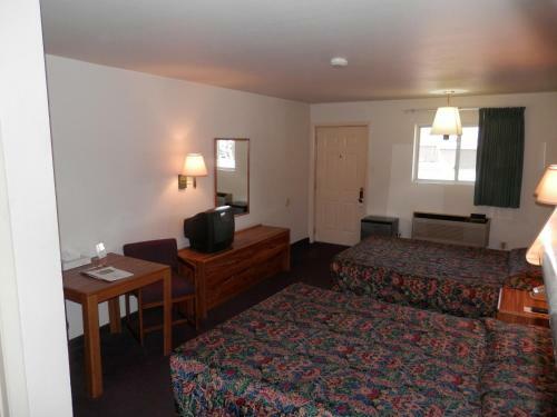 San Juan Motel & Cabins