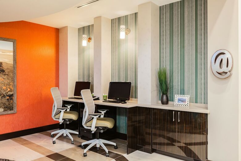 Hotel Holiday Inn Express & Suites Eureka