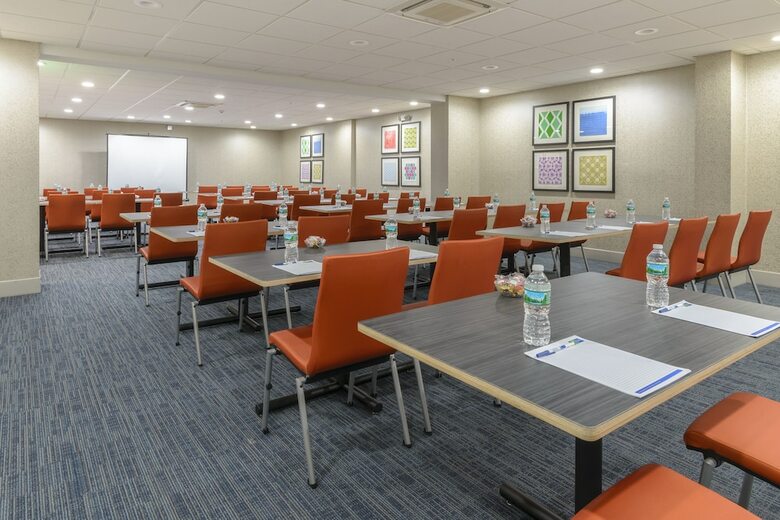 Hotel Holiday Inn Express Southington