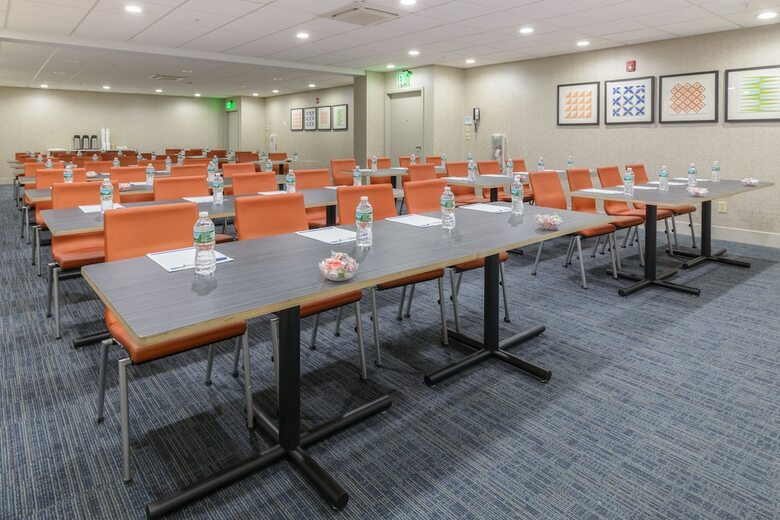 Hotel Holiday Inn Express Southington