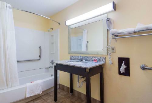 Motel Econo Lodge North Battleboro