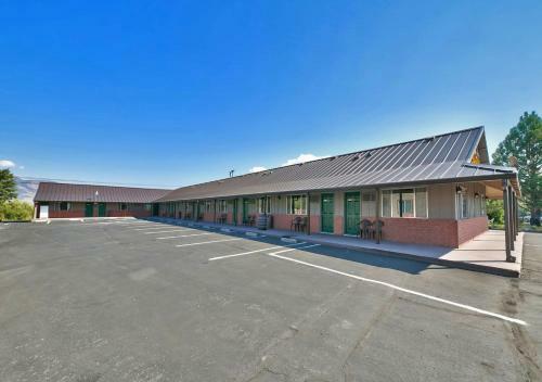 Motel Walker River Lodge