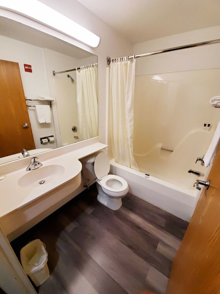 Hotel Americas Best Value Inn Racine