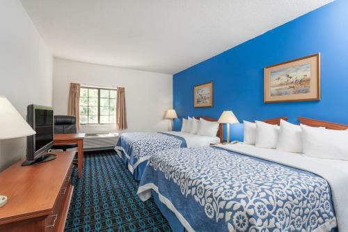 Hotel Days Inn & Suites Cambridge