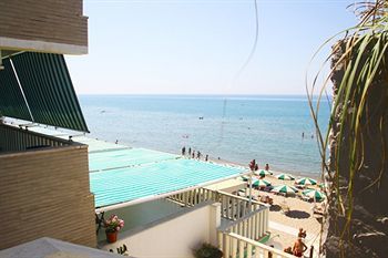 Residence T-village