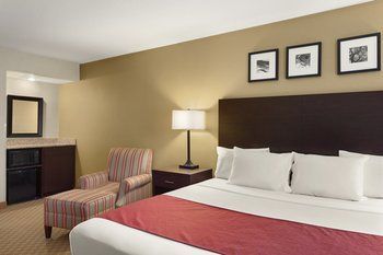 Hotel Country Inn & Suites Coon Rapids