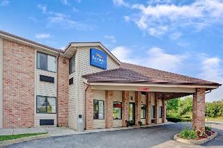 Hotel Baymont Inn And Suites Monroe