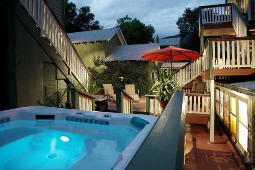 Avenue Hotel Bed And Breakfast