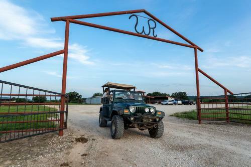 Hotel Wildcatter Ranch And Resort