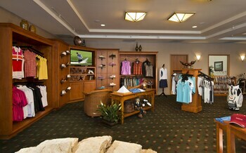 Hotel Eaglewood Resort & Spa