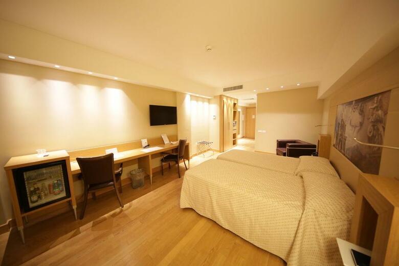 Catania International Airport Hotel