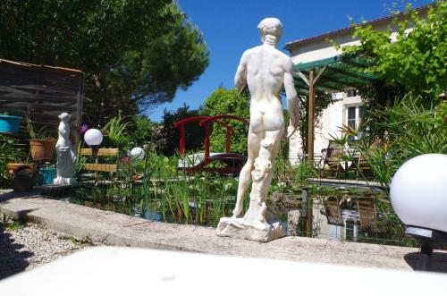 Hostal Maison D'h�tes Le Cadran Solaire