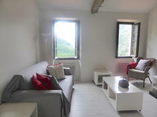 Apartamentos Fontana De Medge