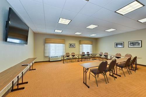 Hotel Sleep Inn & Suites Cambridge