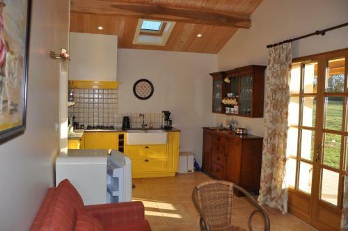 Hostal Ch�teau Le Tour - Chambres D'h�tes