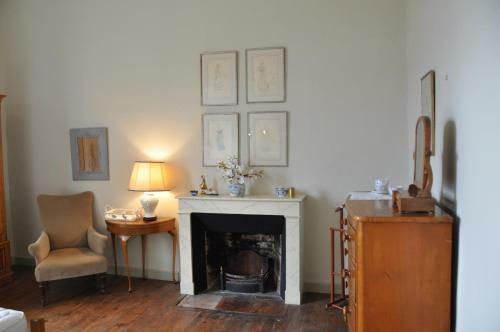 Hostal Ch�teau Le Tour - Chambres D'h�tes