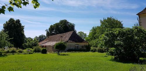 Hostal Ch�teau Le Tour - Chambres D'h�tes
