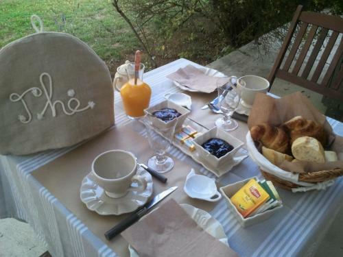 Hostal Les Chambres D'h�tes De La Ferrage