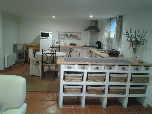 Hostal Les Chambres D'h�tes De La Ferrage