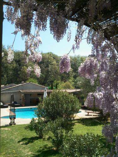 Hostal Les Chambres D'h�tes De La Ferrage