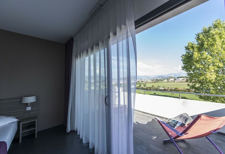 Aparthotel Suite Home Porticcio