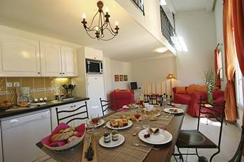 Aparthotel Lagrange Prestige Le Domaine De Bourgeac