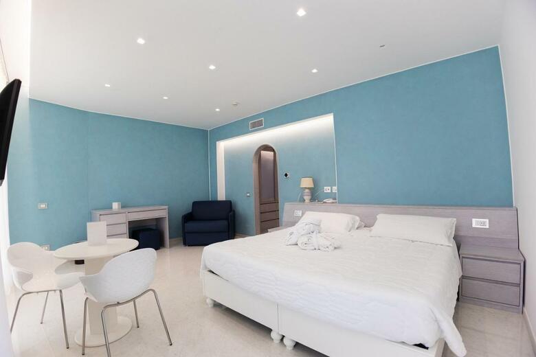 Hotel Costa Brada Luxury Resort