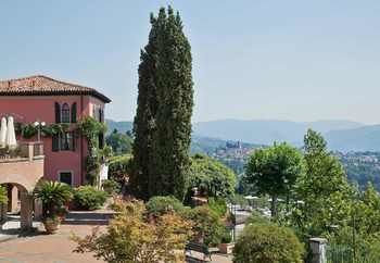 Hotel Renaissance Tuscany Il Ciocco Resort & Spa