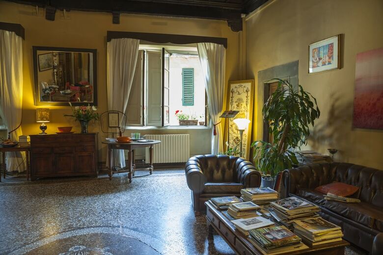 Bed & Breakfast La Romea Residenza D'epoca