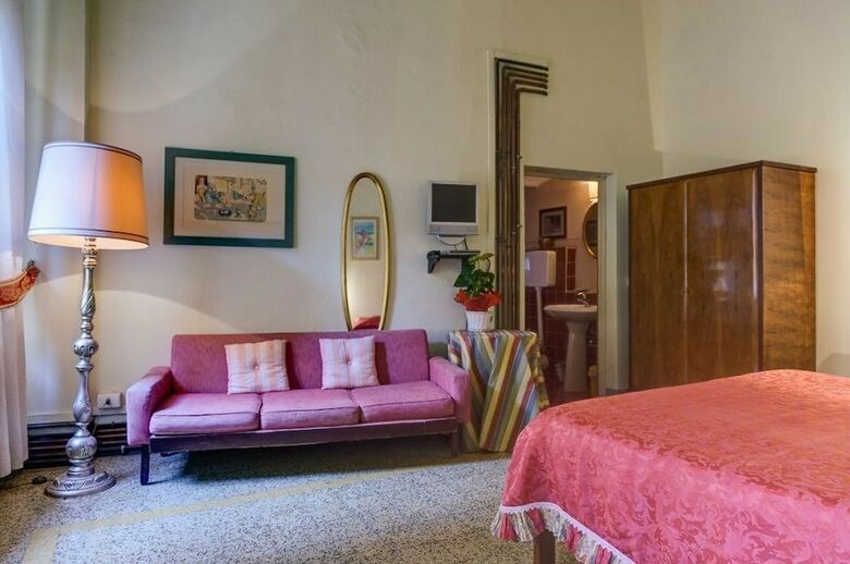 Bed & Breakfast La Romea Residenza D'epoca