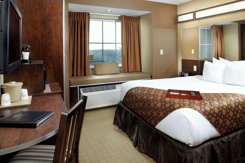 Hotel Microtel Inn & Suites - St Clairsville