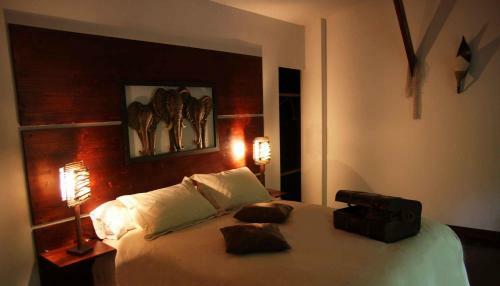 Bed & Breakfast Chambres D'h�tes Et Table D'h�tes L'intemporelle