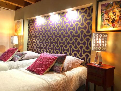 Bed & Breakfast Chambres Artist'au Chat